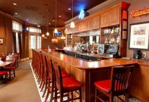 River Inn Of Harbor Town - Hotel in Memphis Tennessee USA